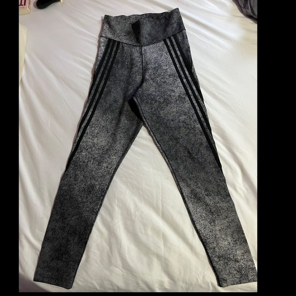 Adidas AeroReqdy leggings size small black and grey